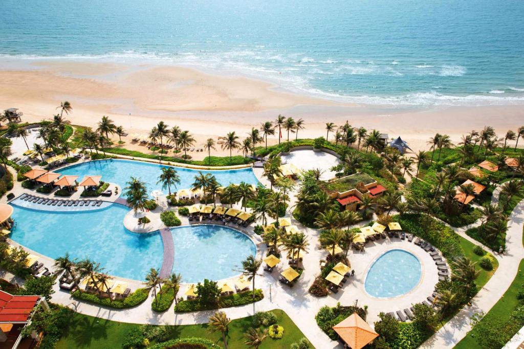 InterContinental Grand Hồ Tràm Resort (Combo xe đưa đón)