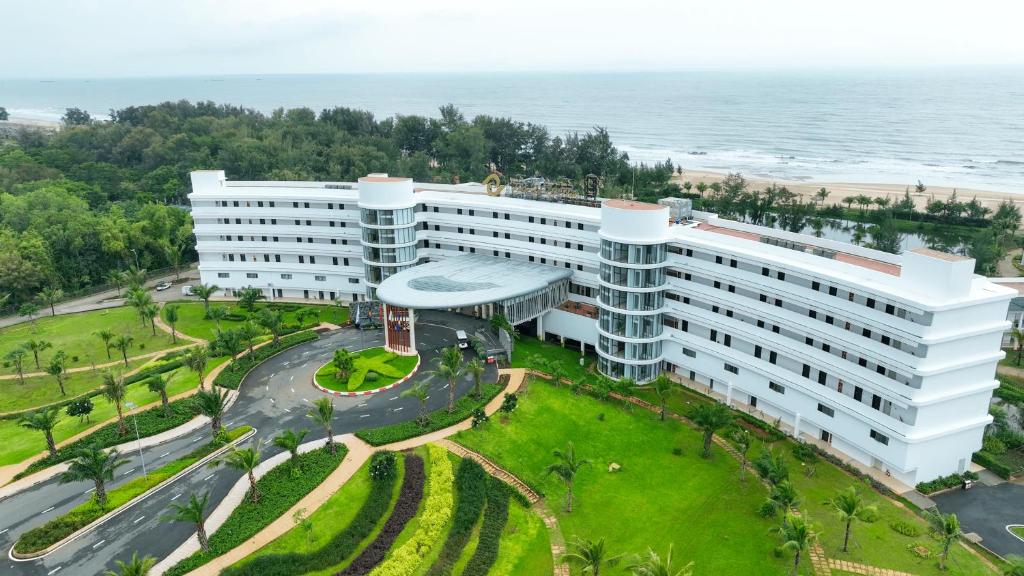 Emerald Hồ Tràm Beach Resort