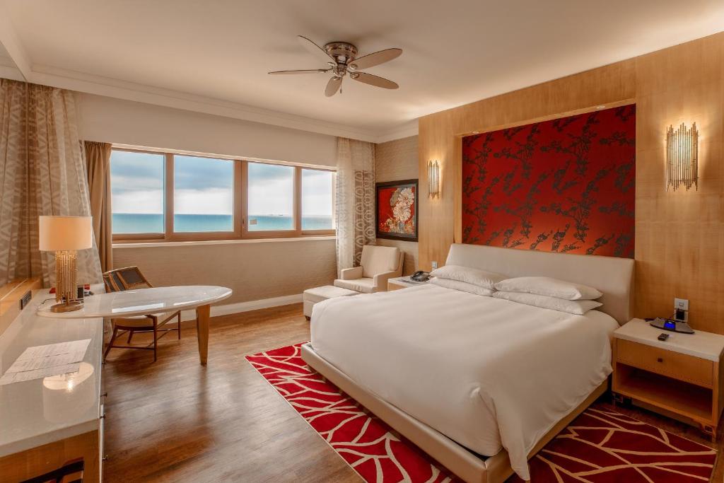 InterContinental Grand Hồ Tràm Resort (Combo xe đưa đón)