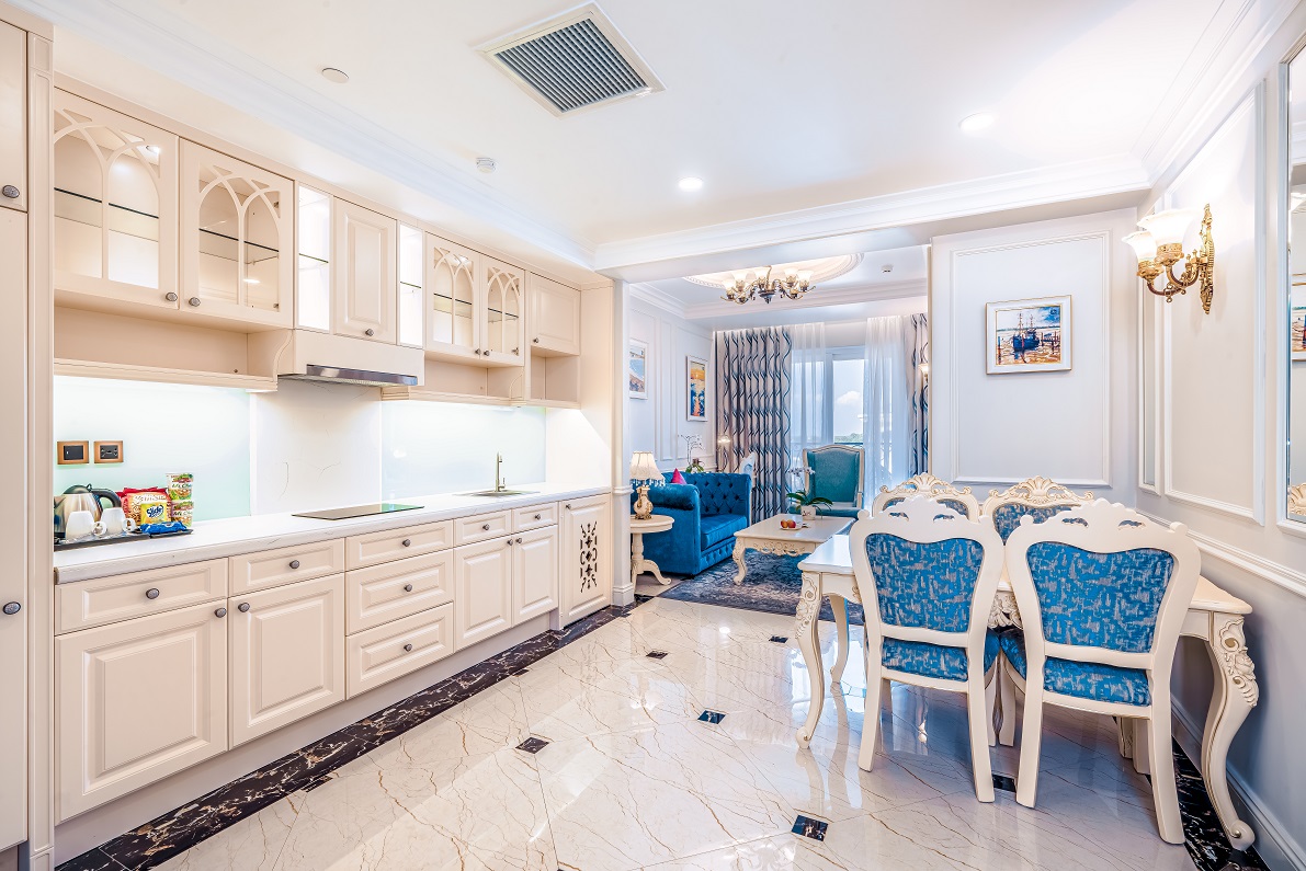 CONDO SUITE