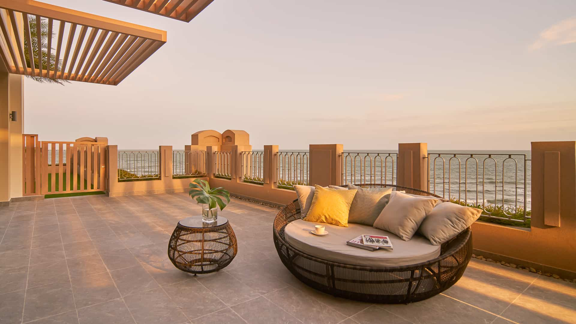 2 Bedrooms Suite Cabana Smoking Ocean View