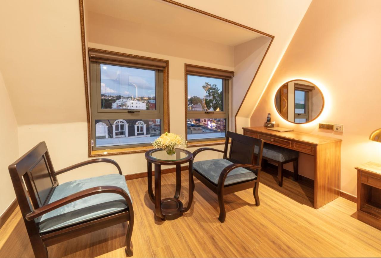 Phòng JUNIOR SUITE