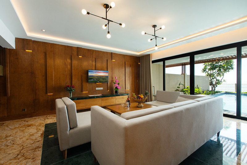 ROYAL SUITE
