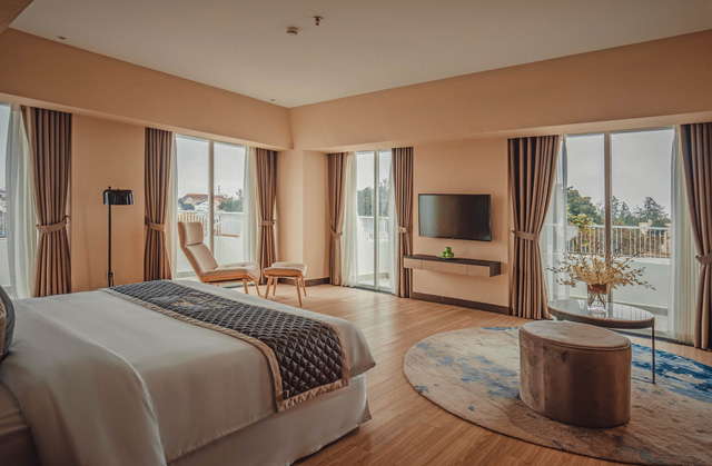 Phòng GOLF VALLEY SUITE (KING)