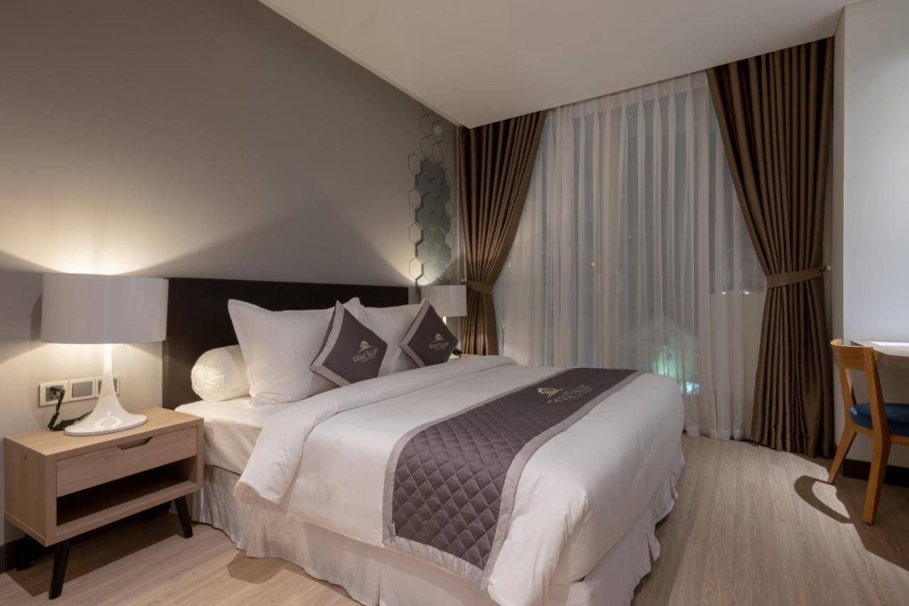 GOLF VALLEY HOTEL