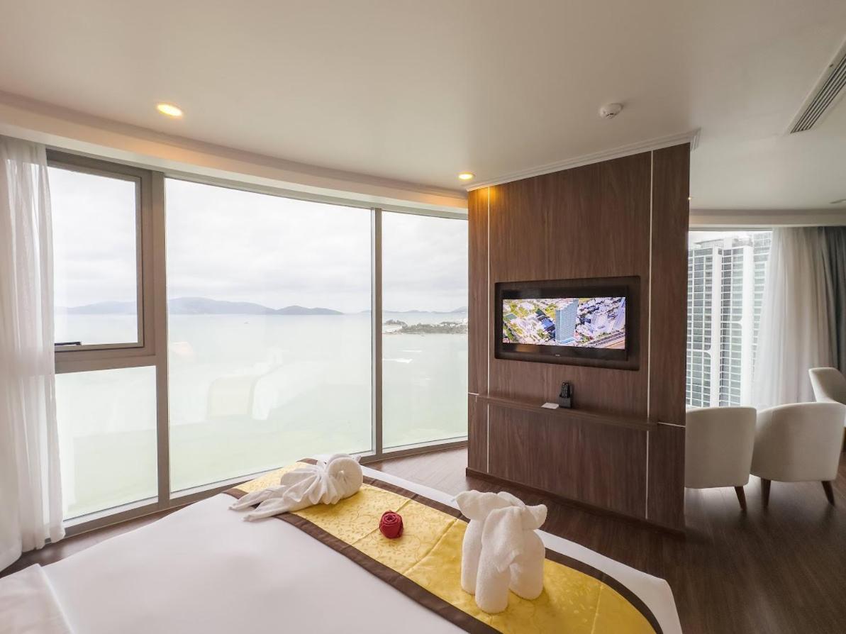 Phòng JUNIOR SUITE