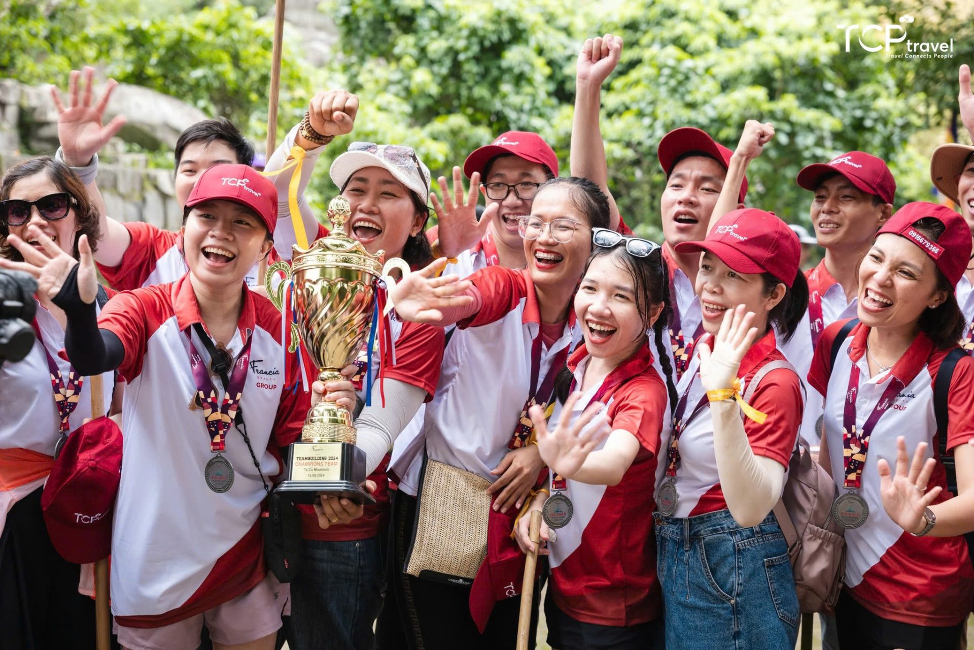 TEAMBUILDING TREKKING – NÚI TÀ CÚ & MŨI NÉ 2N1Đ