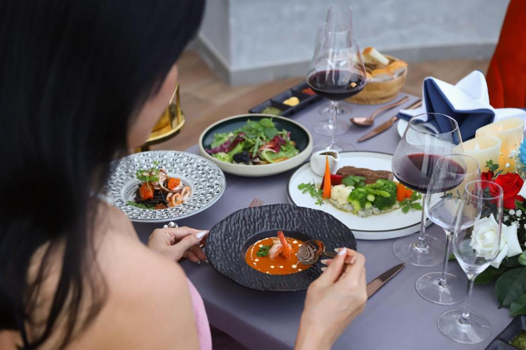 COMBO – VIAS VŨNG TÀU HOTEL 5 SAO – 2N1Đ