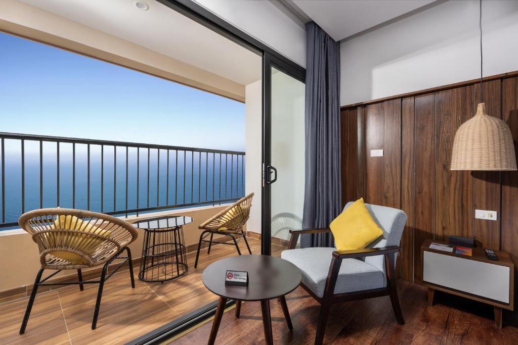COMBO – VIAS VŨNG TÀU HOTEL 5 SAO – 2N1Đ
