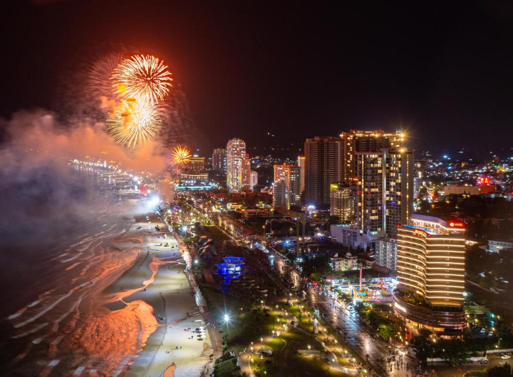 COMBO – VIAS VŨNG TÀU HOTEL 5 SAO – 2N1Đ