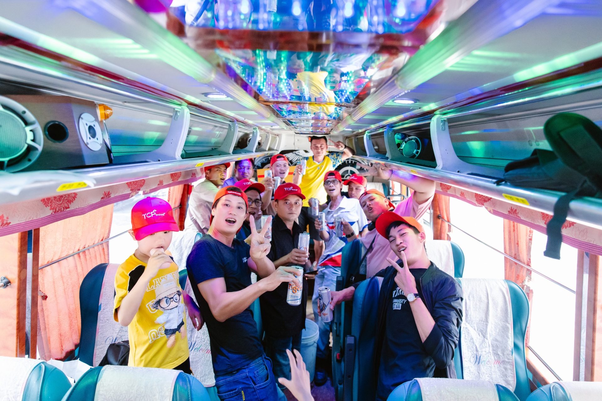 TEAMBUILDING BIỂN – HỒ TRÀM 2N1Đ